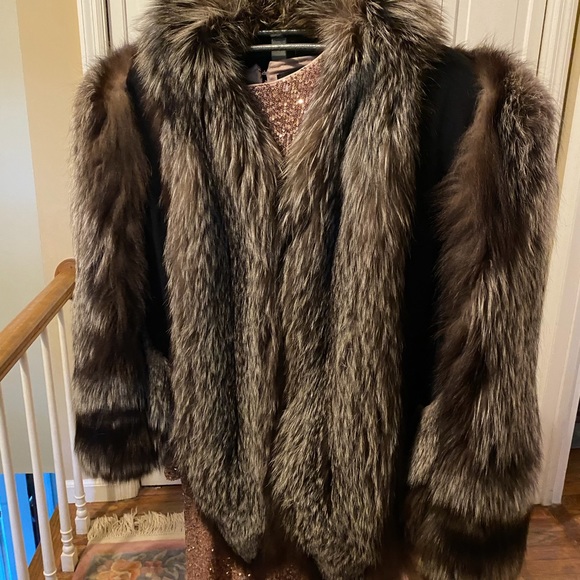 FOX: Authentic Grey Fox Fur Jacket / Cape - Picture 3 of 14